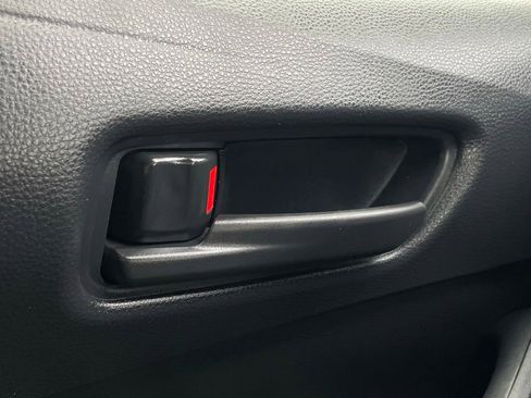 Used 2025 Toyota Corolla LE FWD image 12