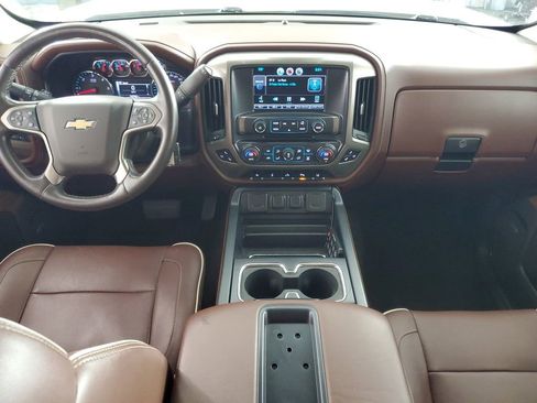 Used 2014 Chevrolet Silverado 1500 High Country w/ High Country Premium Package image 15