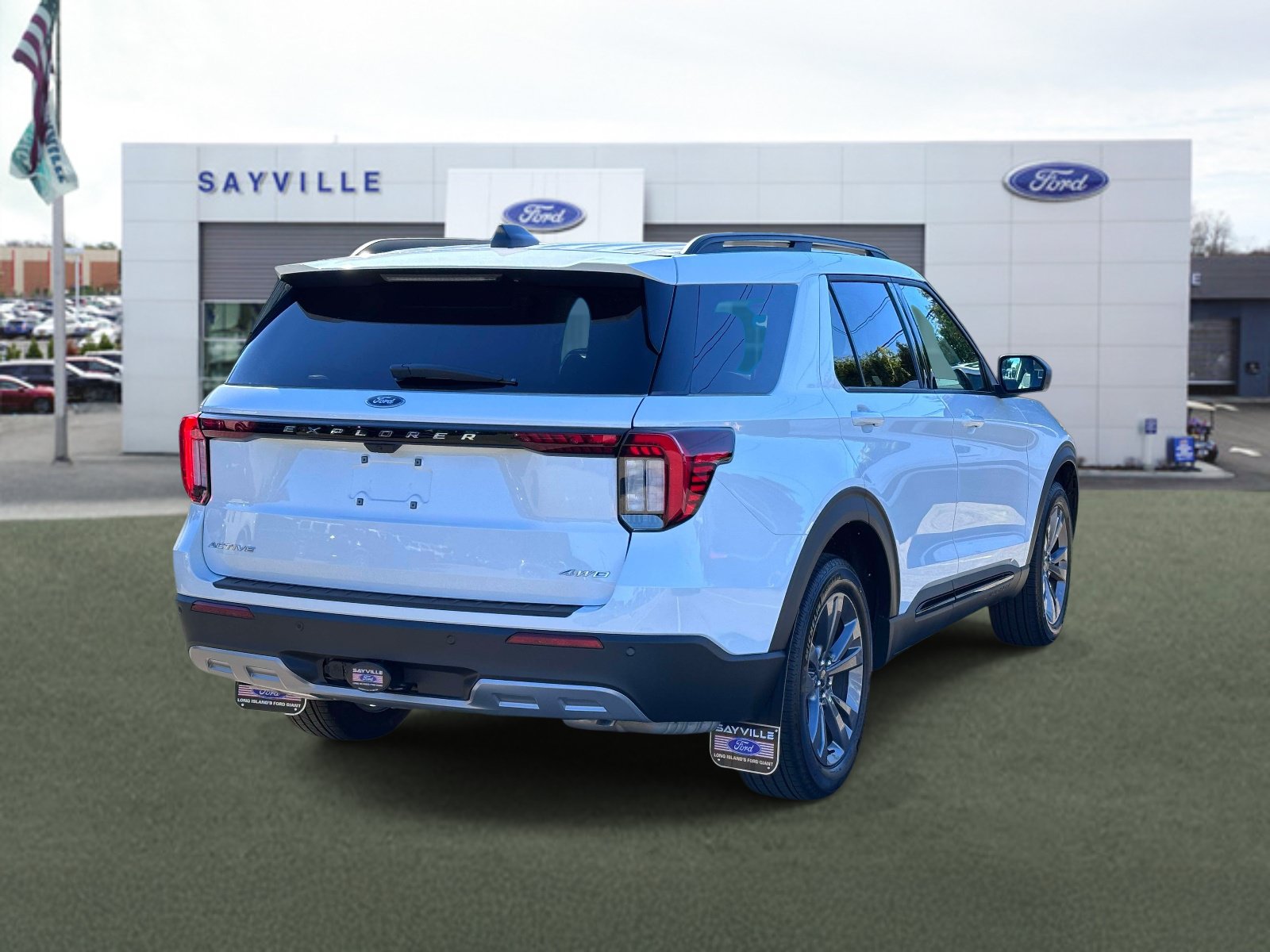 Used 2026 Ford Explorer Active w/ Active Comfort Package AWD/4WD image 5