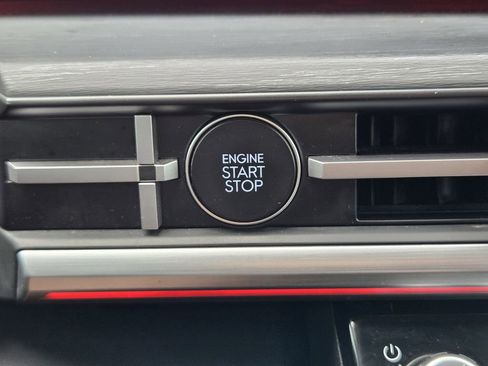 Used 2024 Hyundai Santa Fe Limited image 18