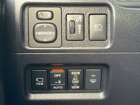 Used 2023 Toyota 4Runner Limited image 33