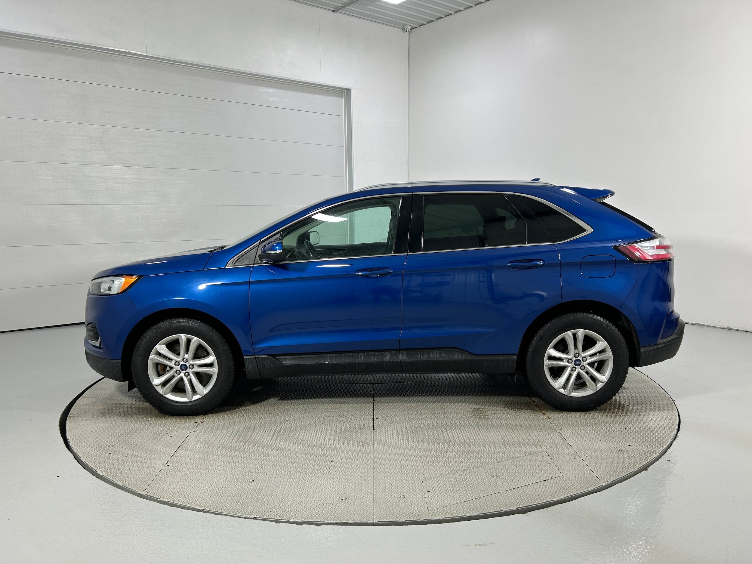 Used 2020 Ford Edge SEL w/ Convenience Package AWD/4WD image 22