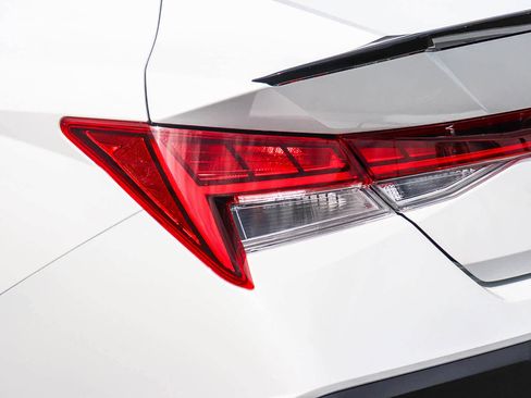 New 2026 Hyundai Elantra SEL Sport Premium image 9