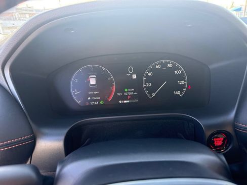 Used 2024 Honda HR-V Sport image 21