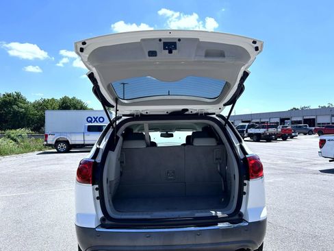 Used 2011 Buick Enclave CXL w/ Trailering Provision Package AWD/4WD image 21