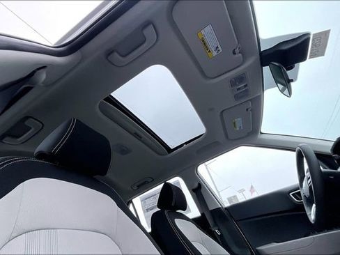 New 2026 Hyundai Venue SEL image 27