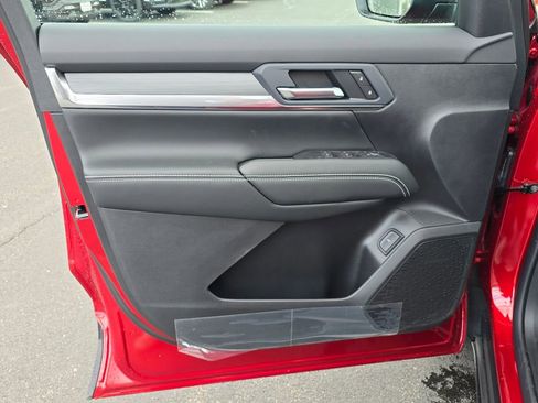 New 2026 GMC Terrain Elevation w/ Elevation Premium Package AWD/4WD image 12