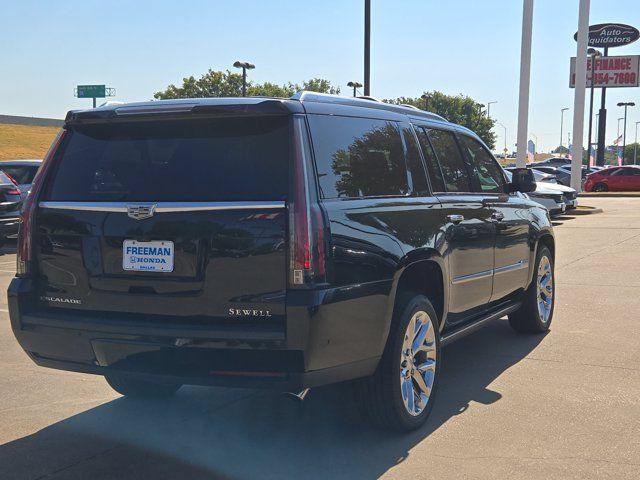 Used 2020 Cadillac Escalade ESV Platinum AWD/4WD image 5