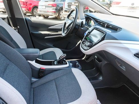 Used 2019 Chevrolet Bolt LT image 17