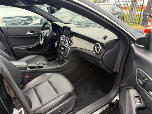 Used 2014 Mercedes-Benz CLA 250 image 10