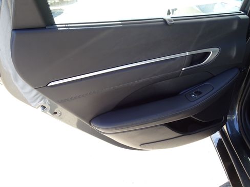 New 2026 Hyundai Sonata Limited FWD image 18