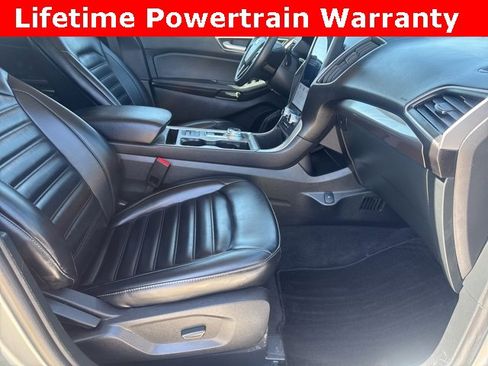 Used 2024 Ford Edge SEL image 22