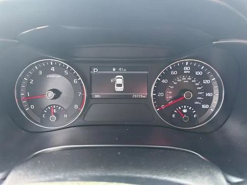Used 2024 Kia Forte LXS w/ LXS Technology Package FWD image 10