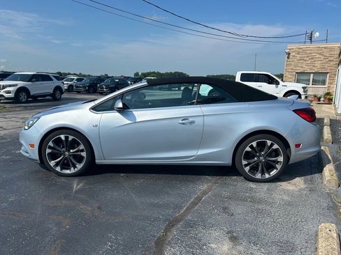 Used 2016 Buick Cascada Premium image 6