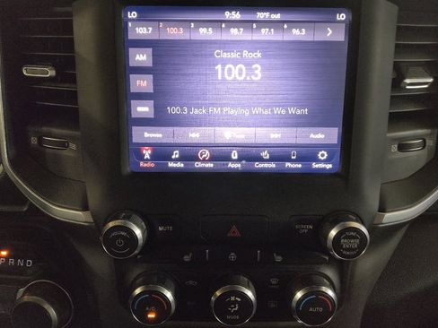 Used 2019 RAM 1500 Big Horn RWD image 25