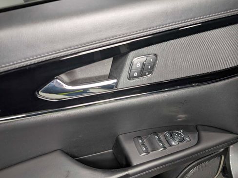 Certified 2023 Lincoln Nautilus AWD w/ Premium Package image 37