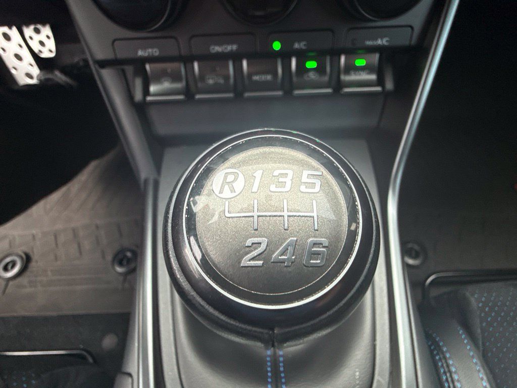Used 2025 Subaru BRZ tS w/ Popular Package 2 RWD image 18