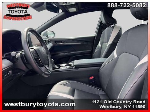 Used 2026 Toyota Camry SE w/ Convenience Package FWD image 18