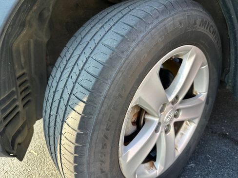 Used 2013 Toyota RAV4 XLE FWD image 22