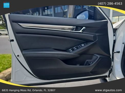Used 2021 Honda Accord Sport image 12
