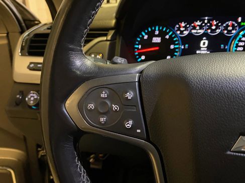 Used 2016 Chevrolet Suburban LTZ image 32