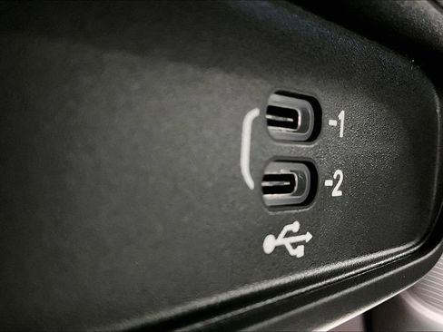 New 2026 Chrysler Voyager LX image 22