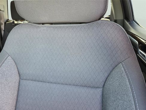 Used 2024 GMC Sierra 1500 Elevation image 18