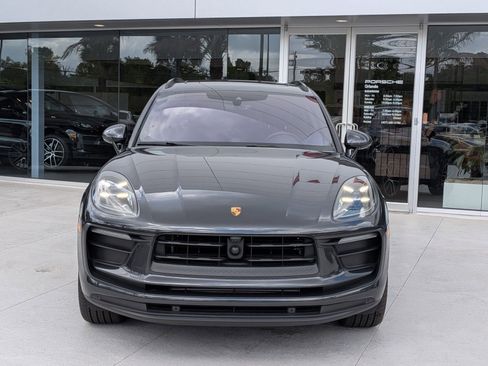 Used 2025 Porsche Macan AWD/4WD image 6