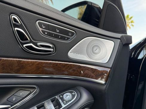 Used 2014 Mercedes-Benz S 550 Sedan image 37