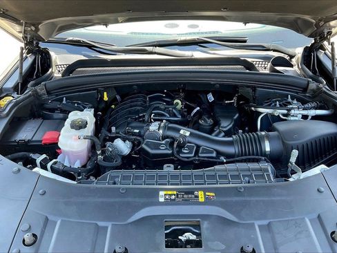 Certified 2024 Jeep Grand Cherokee L Limited w/ Luxury Tech Group II image 40