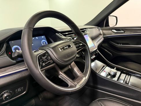 Used 2024 Jeep Grand Cherokee L Overland w/ Trailer Tow Package image 76