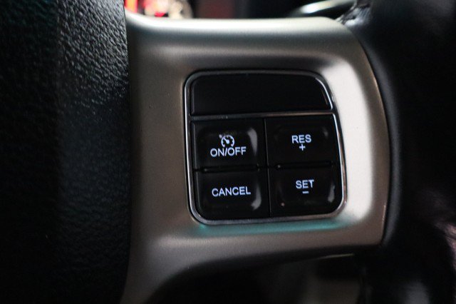Used 2015 RAM 2500 Laramie w/ Black Appearance Group AWD/4WD image 38