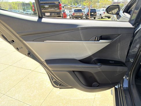 Used 2026 Toyota Camry LE w/ Convenience Package image 21