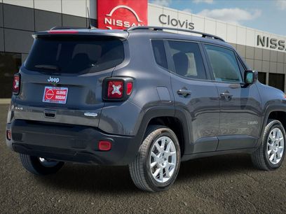 Used 2020 Jeep Renegade Latitude w/ UConnect 8.4 Nav Group