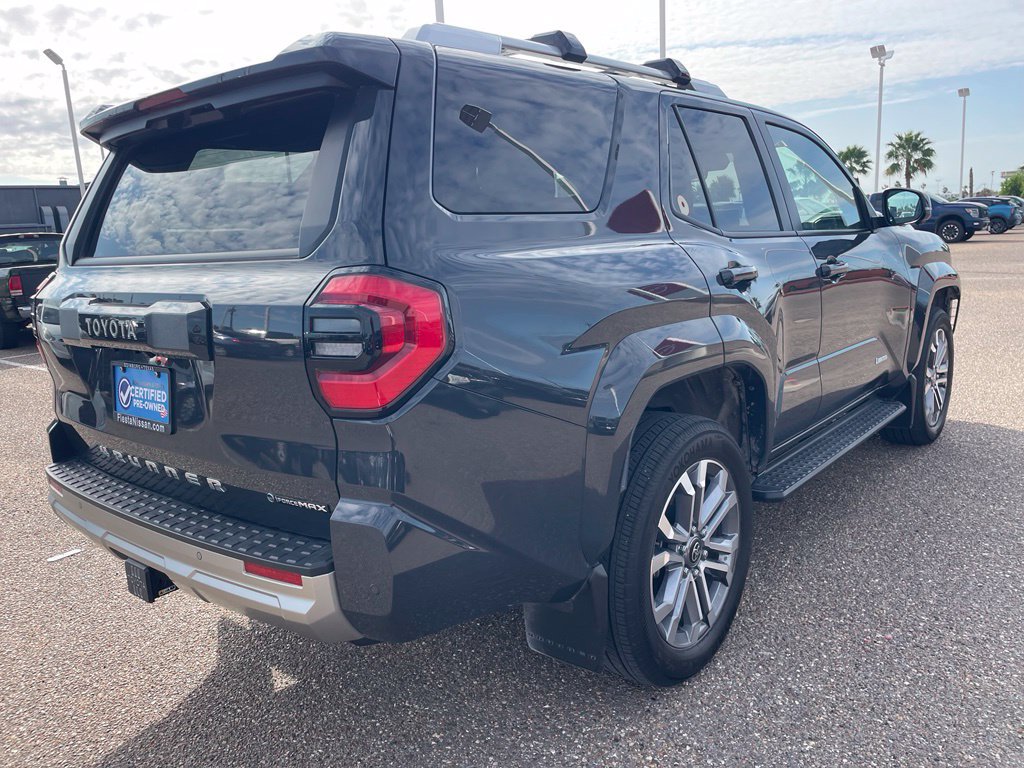 Used 2025 Toyota 4Runner Limited AWD/4WD image 3