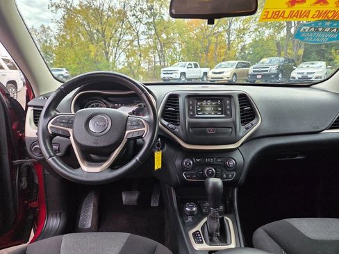 Used 2016 Jeep Cherokee Sport w/ Cold Weather Group image 20