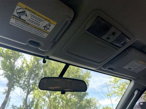 Used 2011 Nissan Frontier SV RWD image 40