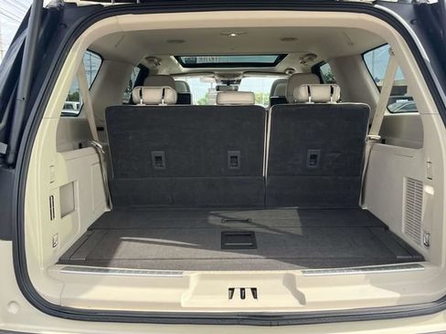 Used 2018 Lincoln Navigator L Reserve w/ Technology Package AWD/4WD image 23