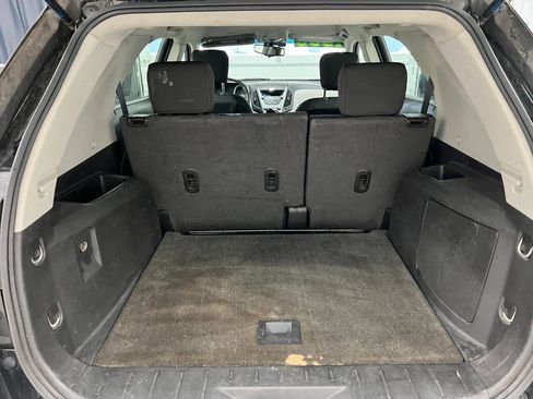Used 2010 Chevrolet Equinox LS FWD image 12