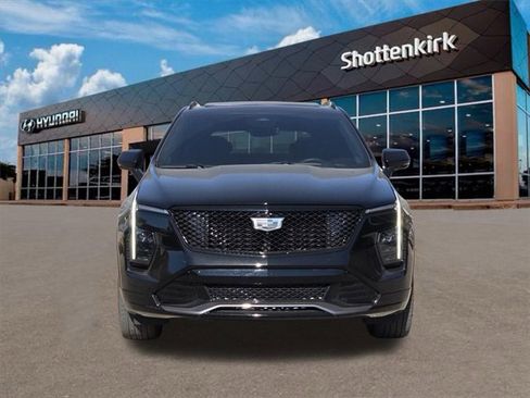 Used 2025 Cadillac XT4 Sport w/ LPO, Onyx Lite Package image 6