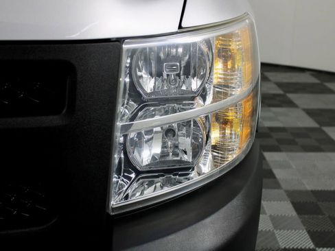 Used 2012 Chevrolet Silverado 1500 W/T image 3