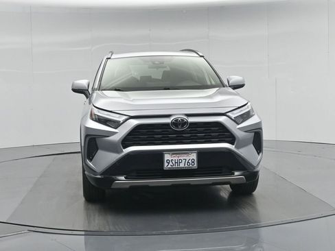 Used 2025 Toyota RAV4 SE image 57