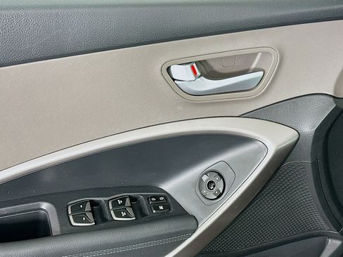 Used 2016 Hyundai Santa Fe Sport image 15