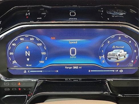 New 2025 Chevrolet Silverado 1500 LT w/ Convenience Package II image 23