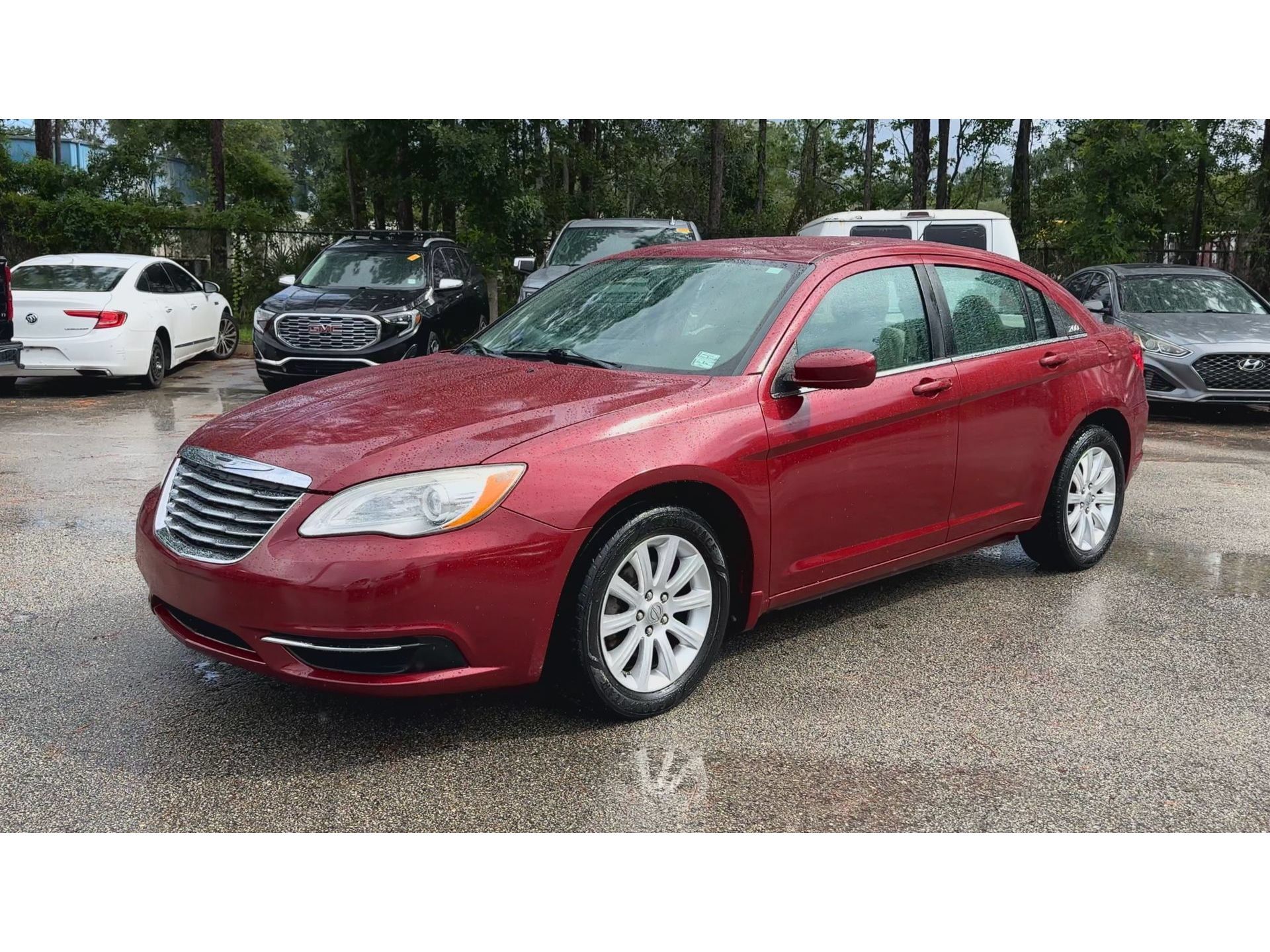 Used 2013 Chrysler 200 Touring FWD image 4