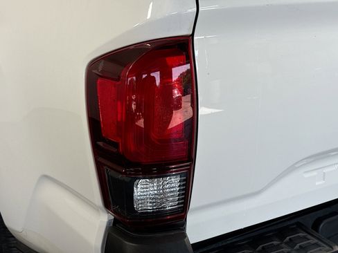 Used 2020 Toyota Tacoma SR image 35