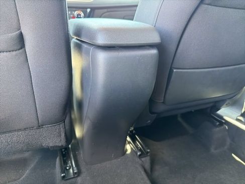 Used 2024 Chevrolet TrailBlazer LT w/ LT Cold Weather Package AWD/4WD image 26