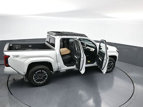 New 2024 Toyota Tacoma TRD Sport w/ TRD Sport Upgrade Package AWD/4WD image 42
