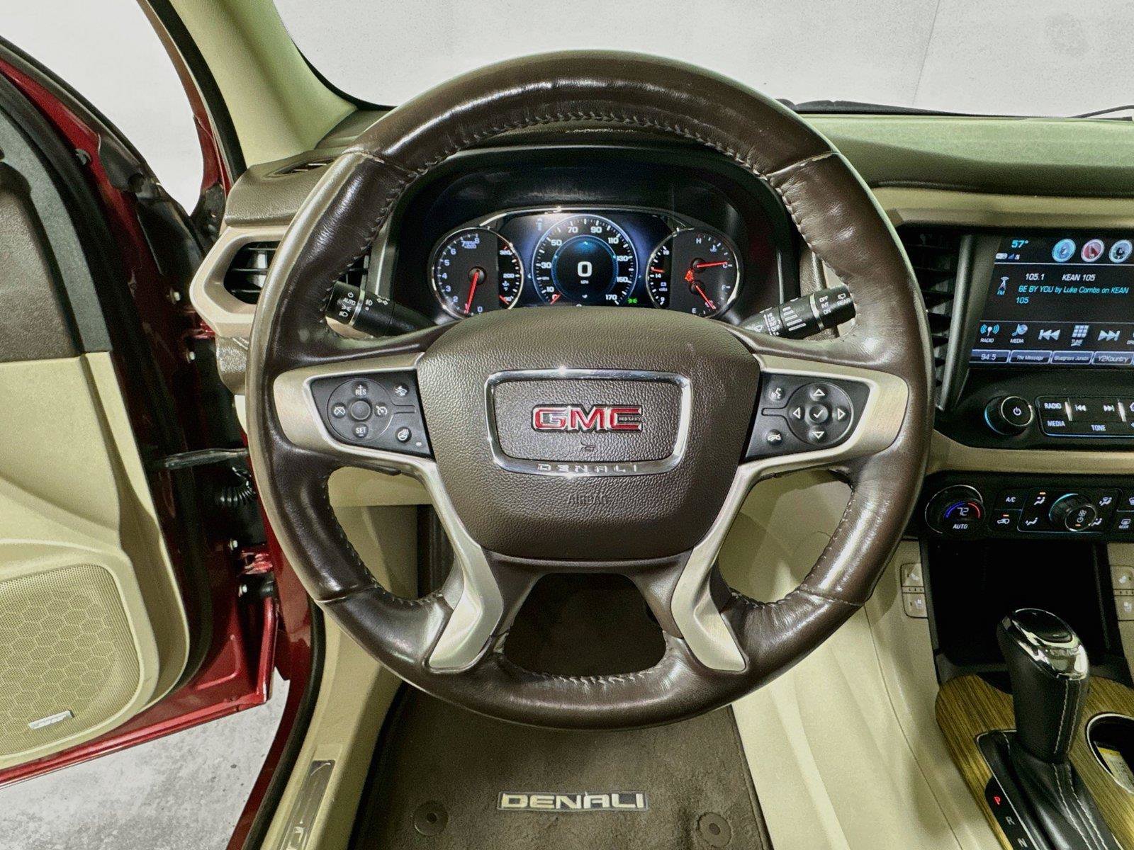 Used 2018 GMC Acadia Denali w/ Technology Package AWD/4WD image 9