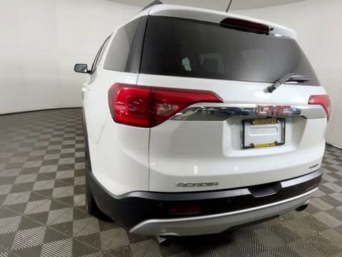 Used 2018 GMC Acadia SLT AWD/4WD image 6